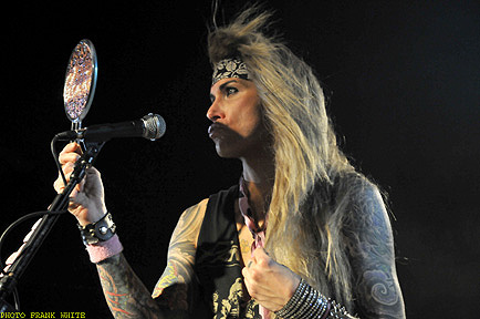 STEEL PANTHER  PHOTO FRANK WHITE  DEC 1 2011  STARLAND BALLROOM  SAYERVILLE NEW JERSEY (23) copy