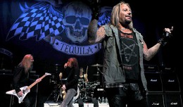 VINCE NEIL  JAN  19 2012 PHOTO  FRANK WHITE  THE RIDGEFIELD PLAYHOUSE  RIDGEFIELD CONN (14) copy