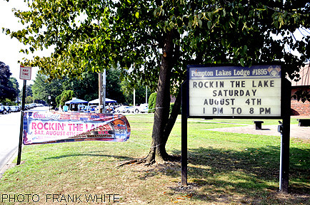 ROCKIN THE LAKE  AUG 4 2012  PHOTO  FRANK WHITE  ELKS LODGE  POMPTON LAKES  NEW JERSEY copy