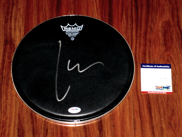 metallica_lars_drumhead