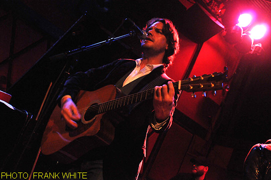 JANN KLOSE  DEC  6 2013 PHOTO  FRANK WHITE  ROCKWOOD  MUSIC HALL NEW  YORK CITY (3)