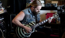 wylde-guitar