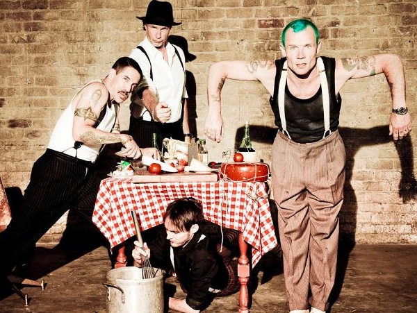 red_hot_chili_peppers_2012