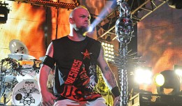 FIVE FINGER DEATH PUNCH  AUG 18 2012  PHOTO  FRANK WHITE  TRESPASS  AMERICA FESTIVAL  PRUDENTIAL CENTER NEWARK  NJ (15)