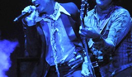 STONE TEMPLE PILOTS  AUG 22 2012 PHOTO FRANK WHITE  BETHEL WOODS  BETHEL NEW YORK (18)