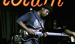 VERNON  REID TRIO SEPT 5 2012  PHOTO  FRANK WHITE  THE IRIDIUM NYC (5)