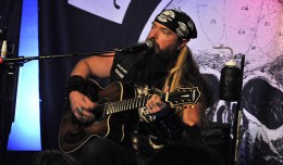 ZAKK WYLDE  JUNE 11 2013  PHOTO  FRANK WHITE  THE IRIDIUM  NEW YORK CITY (2)