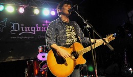 ERIC MARTIN  JAN 17 2014 PHOTO FRANK WHITE  DINGBATZ CLIFTON NEW JERSEY (1)